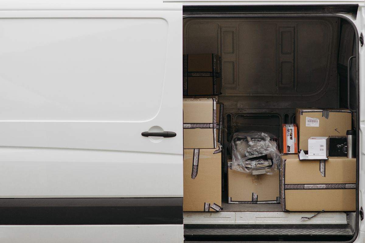 Door to Door Shipping from the UK and China to Kenya: Costs, Process and Timelines